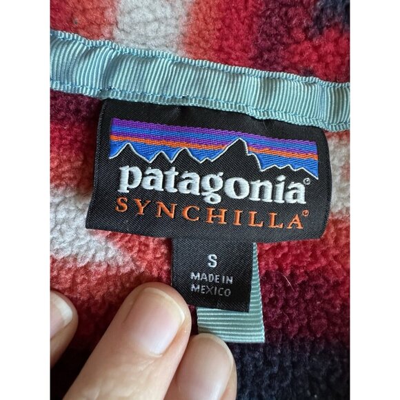 Women's PATAGONIA Synchilla Snap-T Pullover fleece Sz S Red Wild Desert Aztec‎ - Picture 2 of 8